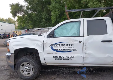 2019 Chevrolet Silverado 2500Hd Wt z USA, uszkodzony, nr VIN 2GC2KREG1K1180903